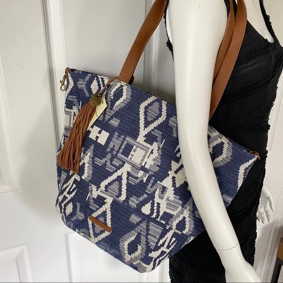 NWT Lucky Brand Blue and Tan Shoulder Bag - Picture 2 of 9